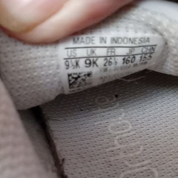 Adidas Toddler Size 9.5 Shell Toe Ortholite Cream Shoes - Picture 8 of 10